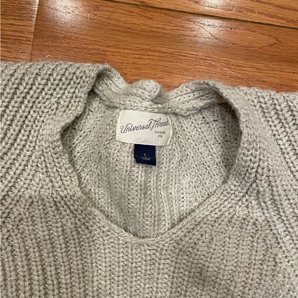 Universal thread sweater - Picture 2 of 2